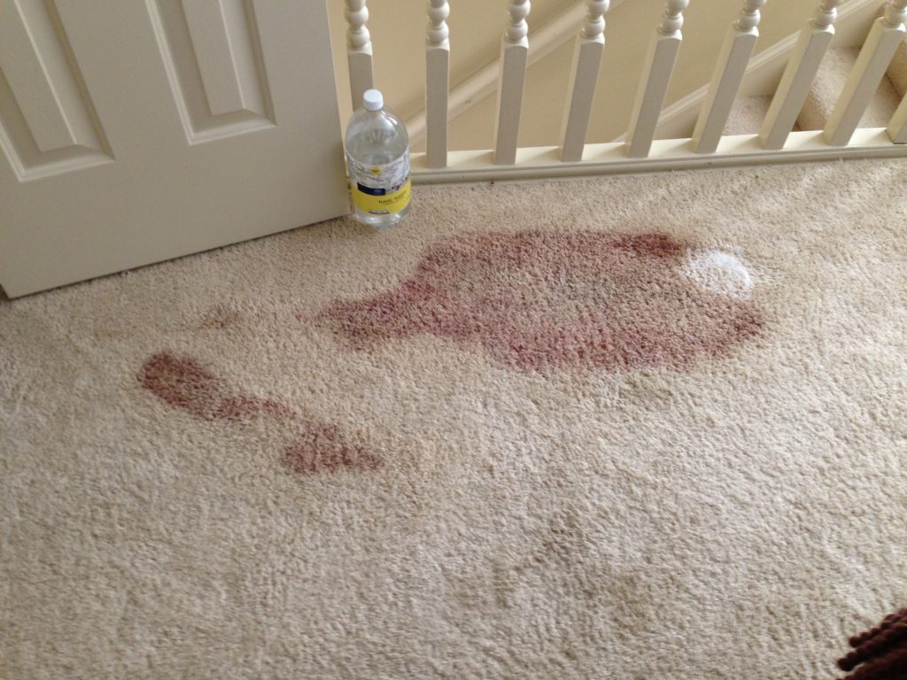 لکه گیری فرش چیست؟