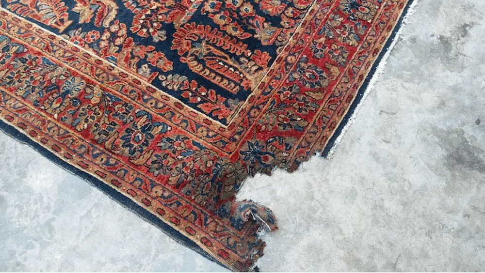 چه عواملی باعث آسیب به فرش می‌شوند؟