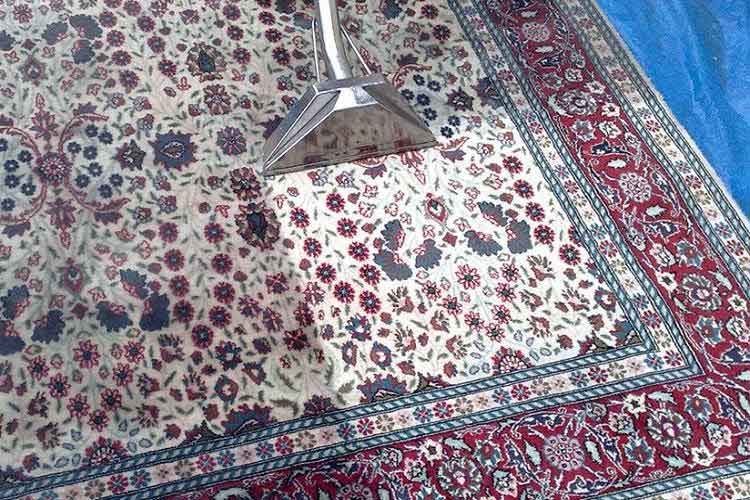 علت رنگ دادن فرش ماشینی