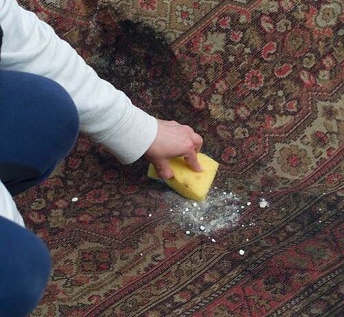 خطرات شستن فرش در خانه